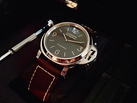 panerai with suit|the Panerai pam914.